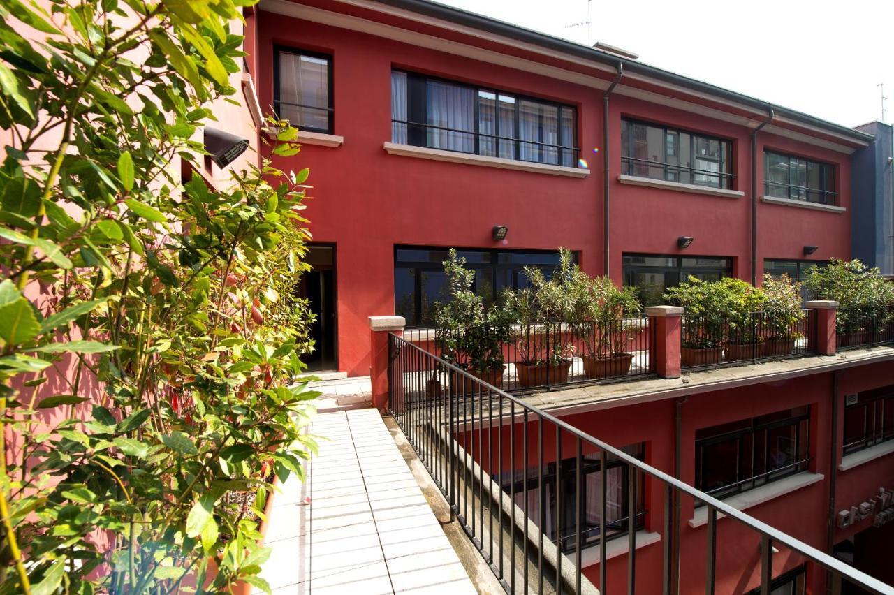 Oasi Village Hotel Milão Exterior foto